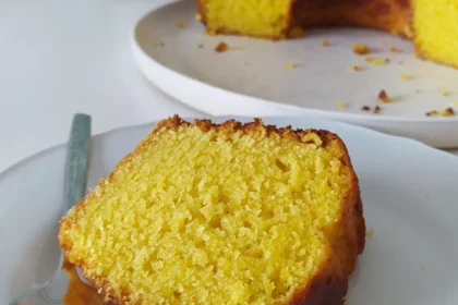 BOLO DE LARANJA SEM OVOS E SEM LACTOSE