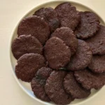 Bolachas de Cacau Crocantes por Fora e Macias por Dentro