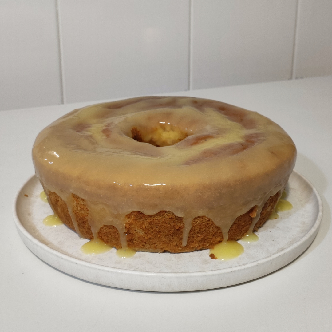Bolo de Iogurte (sem fermento em pó) – fofinho e fácil