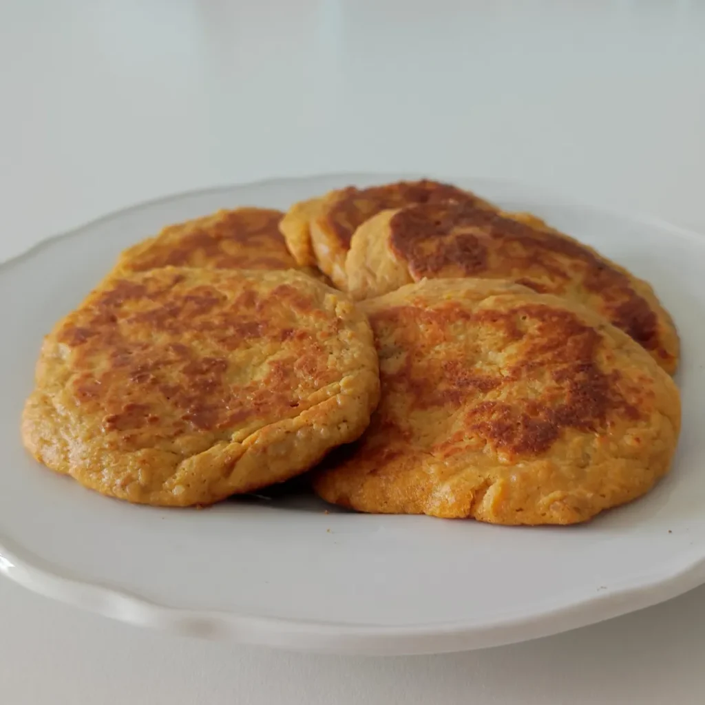Receita de Panquecas Saudáveis Sem Açúcar: O Pequeno-Almoço Perfeito (Com e Sem Glúten)